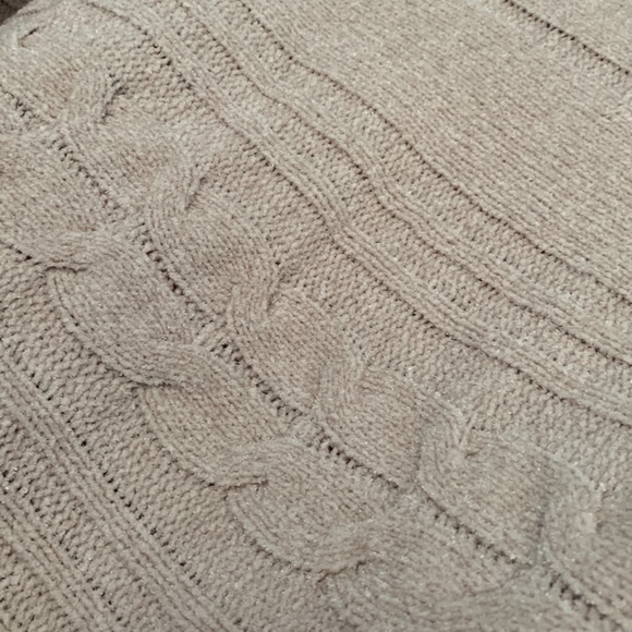 Pink Rose Sweater Size Large - Picture 4 of 4